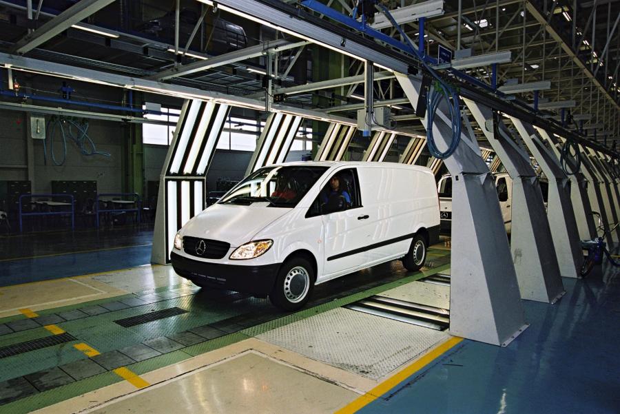  Mercedes-Benz Viano 2004 года  (фото 57 из 234)